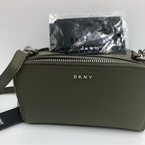 Dkny Felicia Double Zip Leather Crossbody NEW Green NWT